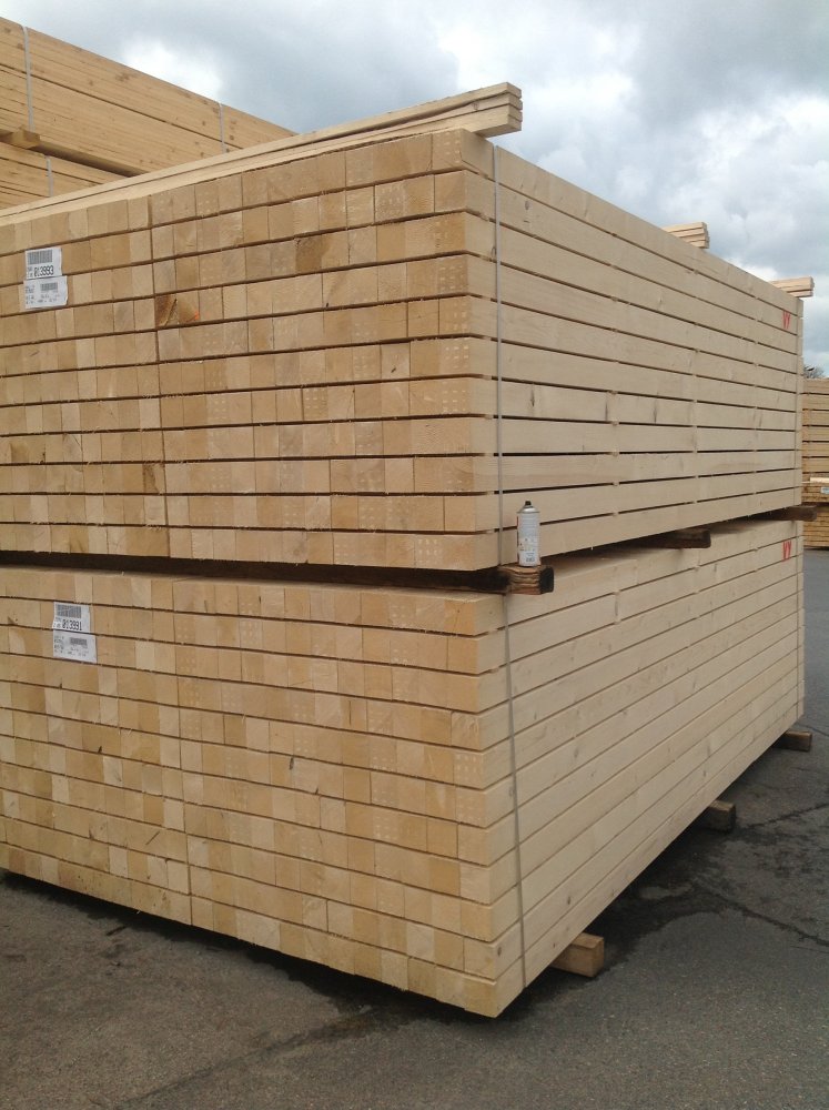 Stavební hranol - neopracované řezivo